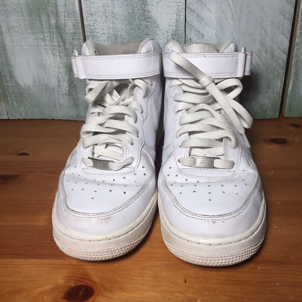 Nike Air Force 1 Mid Triple White MEN Size 9 Sneaker CW2289-111 Basketball - Picture 4 of 11